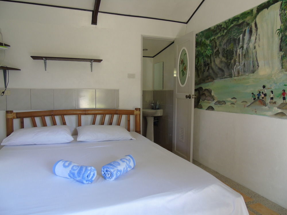 Phaidon Beach Resort Pandan Exterior foto